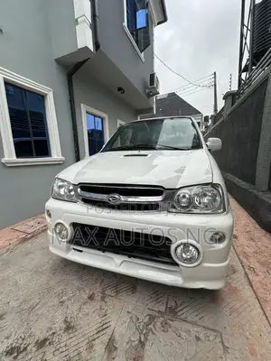 Daihatsu Terios 2009 White