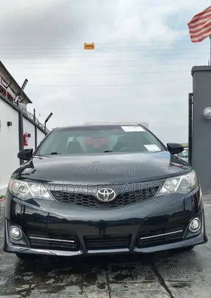 Toyota Camry SE Sport 4dr Sedan (2.5L 4cyl 6A) 2014 Black