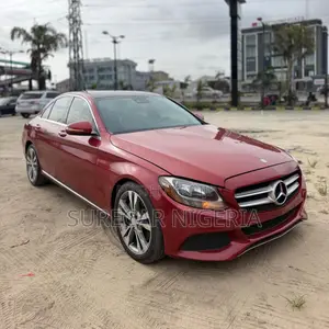 Mercedes-Benz C300 2016 Red