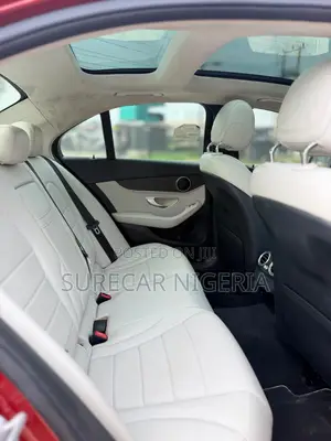 Mercedes-Benz C300 2016 Red