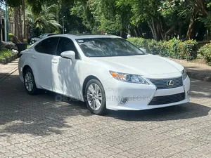 Lexus ES 350 FWD 2015 White