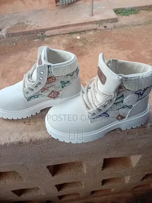 Footwears