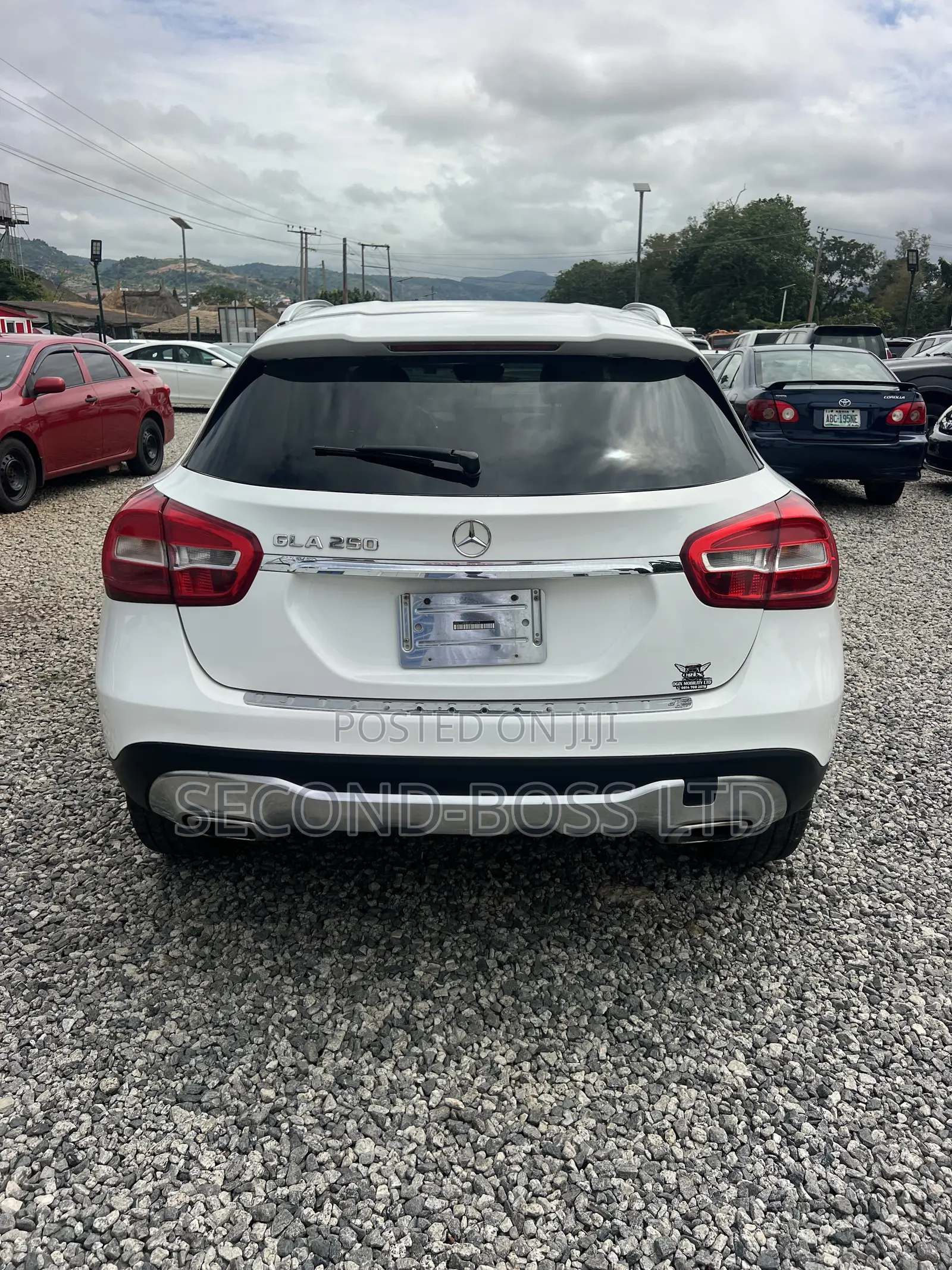 Mercedes-Benz GLA 250 2017 White