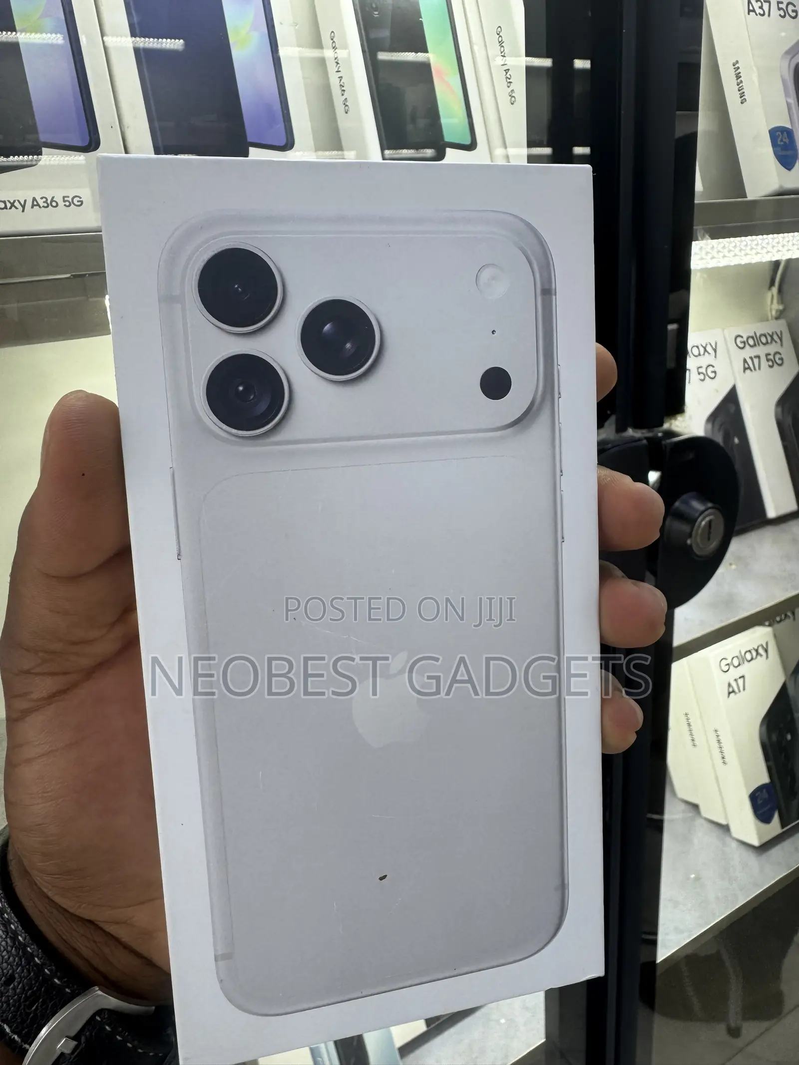 New Apple iPhone 18 Pro Max 512 GB Silver