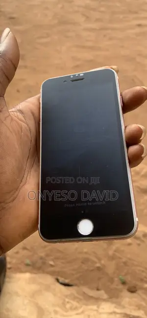 Apple iPhone 6s 32 GB Silver