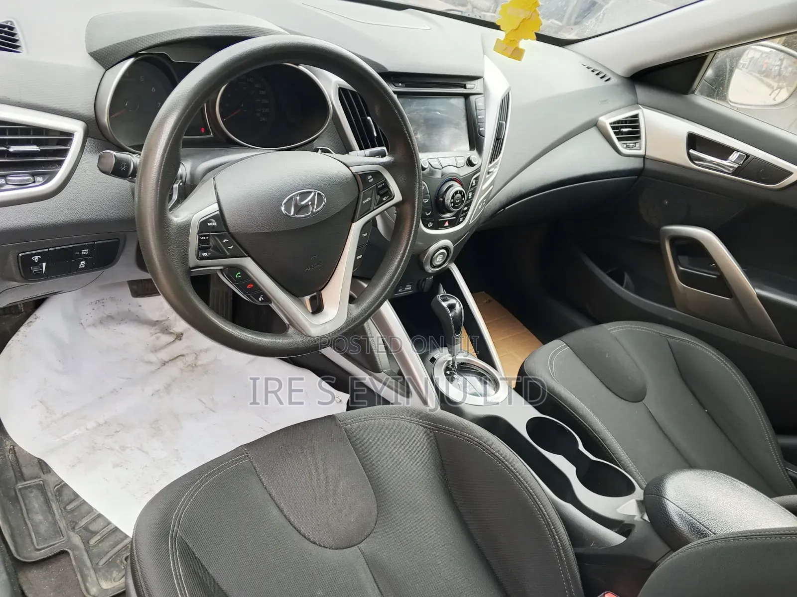 Hyundai Veloster Automatic 2012 Gray