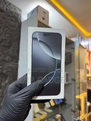 New Apple iPhone 16 Pro Max 256 GB Black