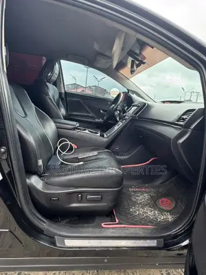 Toyota Venza 2024 Black