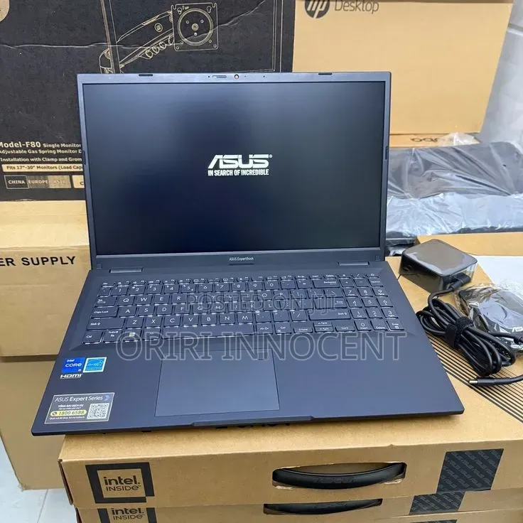 Laptop Asus 1015E 8GB Intel Pentium HDD 512GB