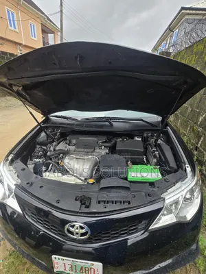 Toyota Camry SE 4dr Sedan (2.5L 4cyl 6A) 2013 Black