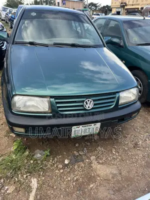 Volkswagen Vento 2004 Green