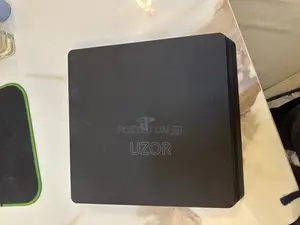PS4 Slim 1TB Version