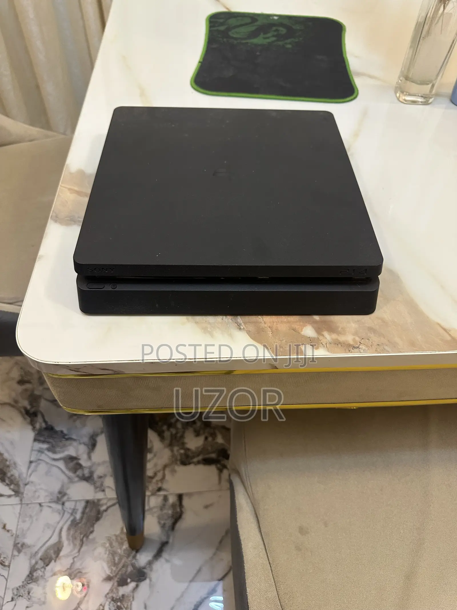 PS4 Slim 1TB Version