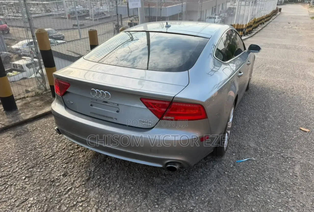 Audi A7 3.0 TSI 2012 Blue