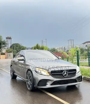Mercedes-Benz C300 2016 Gray