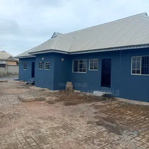 3bdrm Block of Flats in Zion Estate, Lagelu for rent