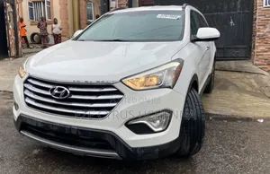 Hyundai Santa Fe 2015 White