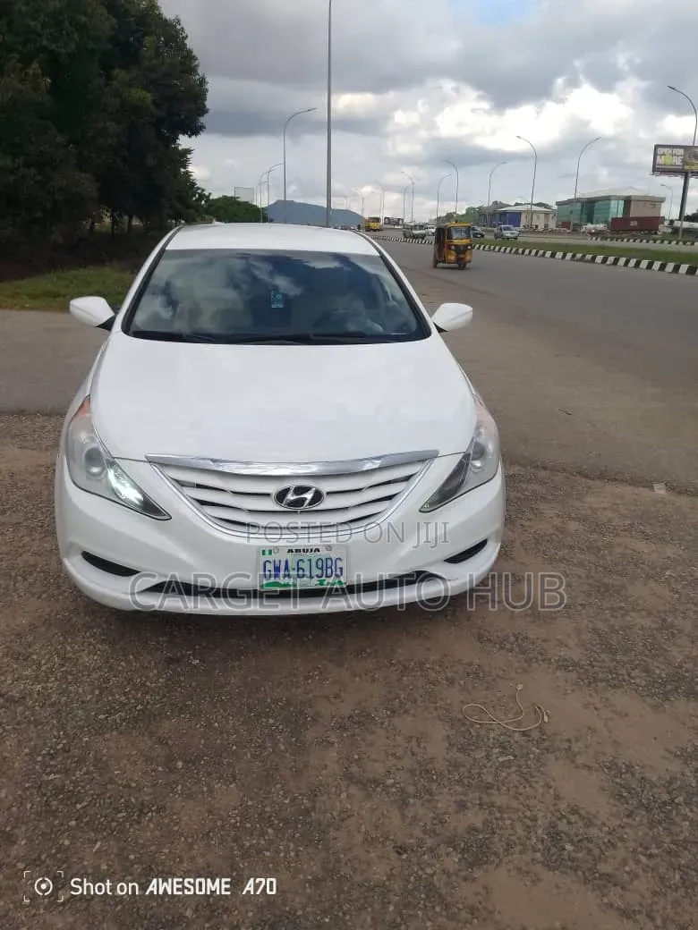 Hyundai Sonata 2011 White