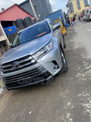 Toyota Highlander 2017 Silver