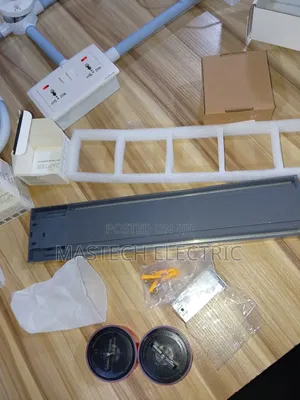 40cm Power Track Socket. 32a/8000w Max.