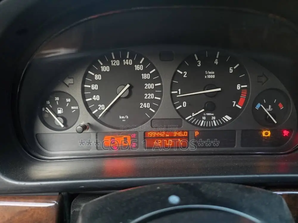 BMW 520i 2003 Silver