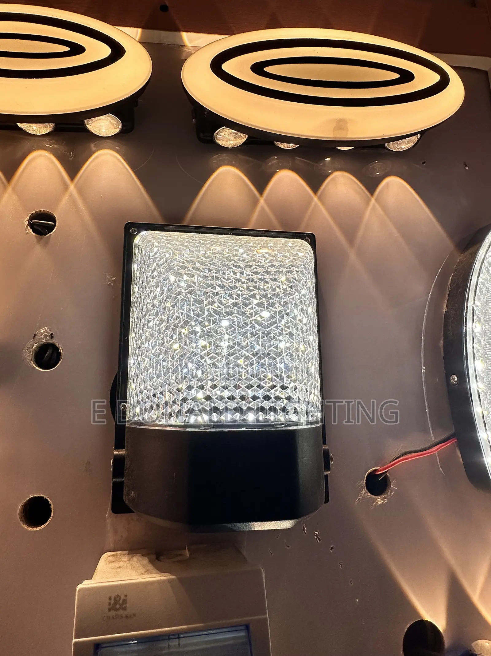 AKT Fancy Outdoor Light