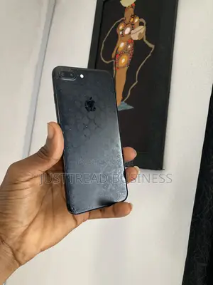 Apple iPhone 7 Plus 32 GB Black