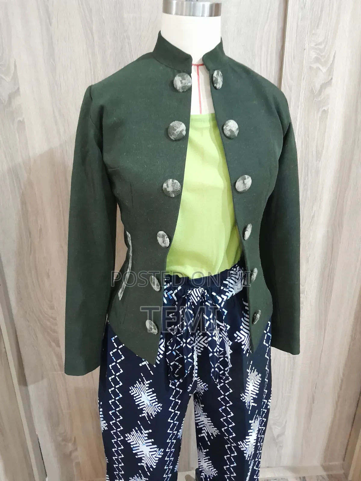 Trendy Fully Lined Open Jacket for Ladies - Mandarin Collar Jacket