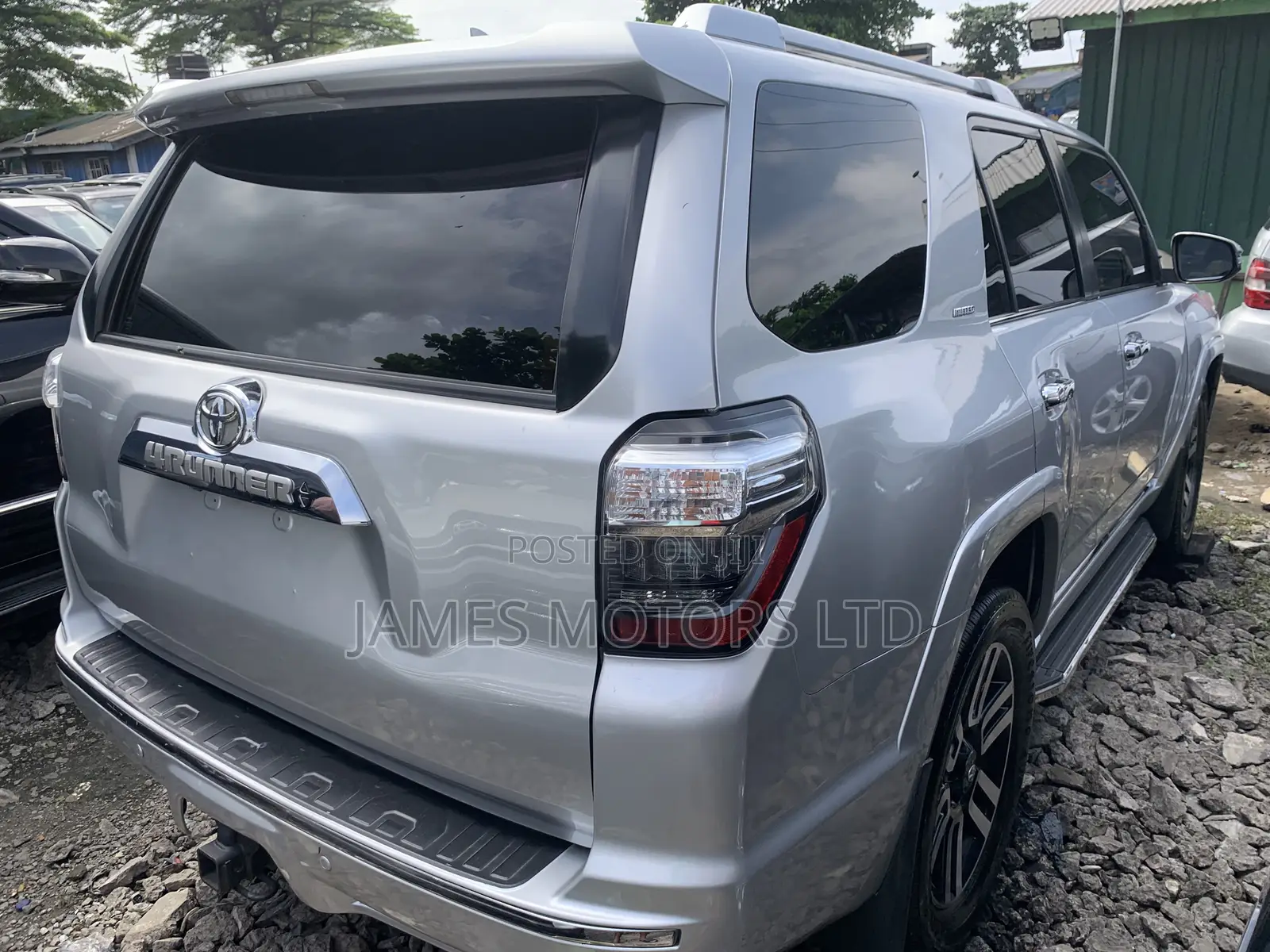 Toyota 4-Runner 2015 Silver