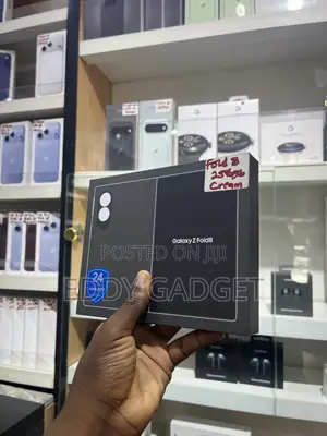 New Samsung Galaxy Z Fold8 256 GB White
