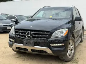 Mercedes-Benz M Class ML350 4dr SUV (3.5L 6cyl 7A) 2015 Black