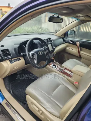 Toyota Highlander 3.5L 4WD 2013 Blue