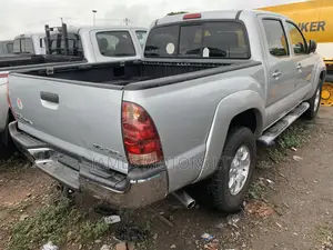 Toyota Tacoma 2008 Silver