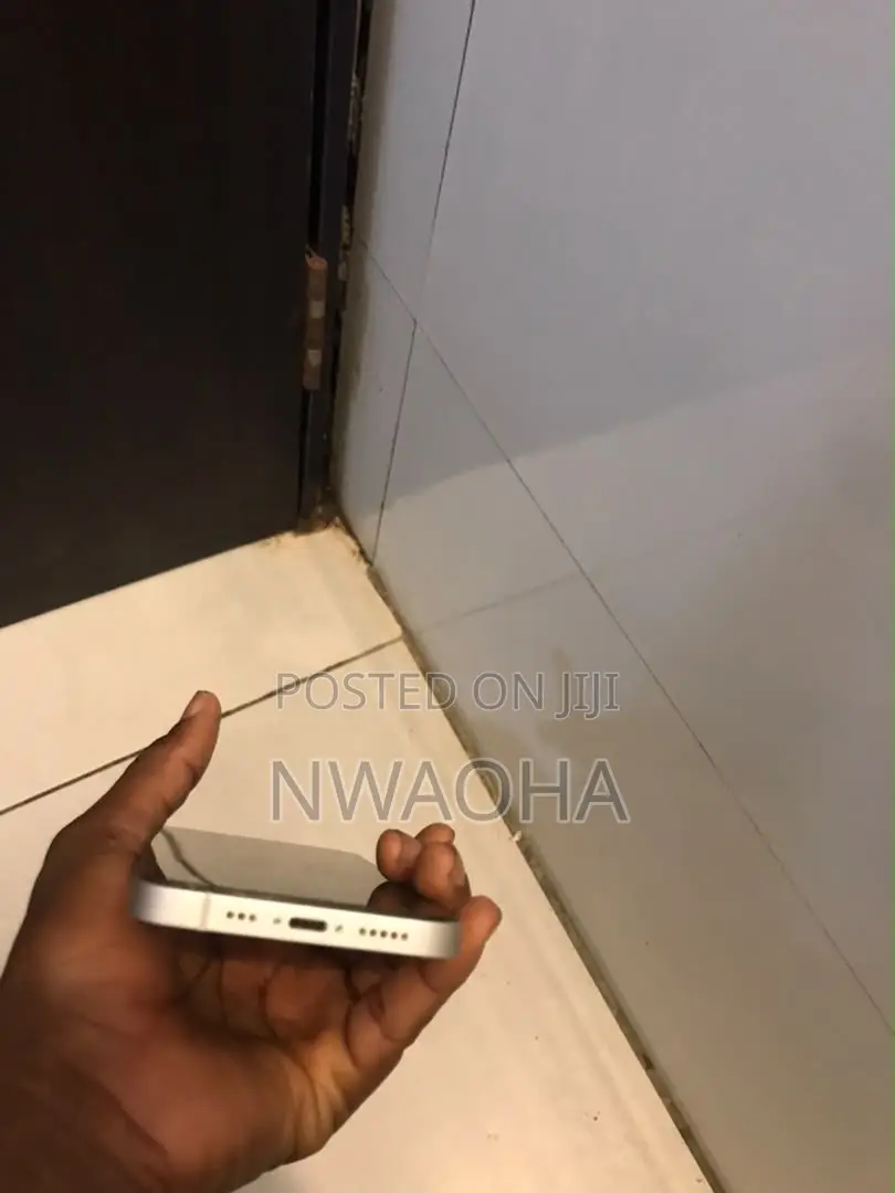 Apple iPhone 13 128 GB White