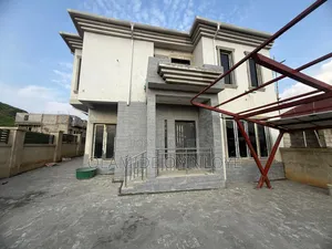 4 Bedroom Detached Duplex