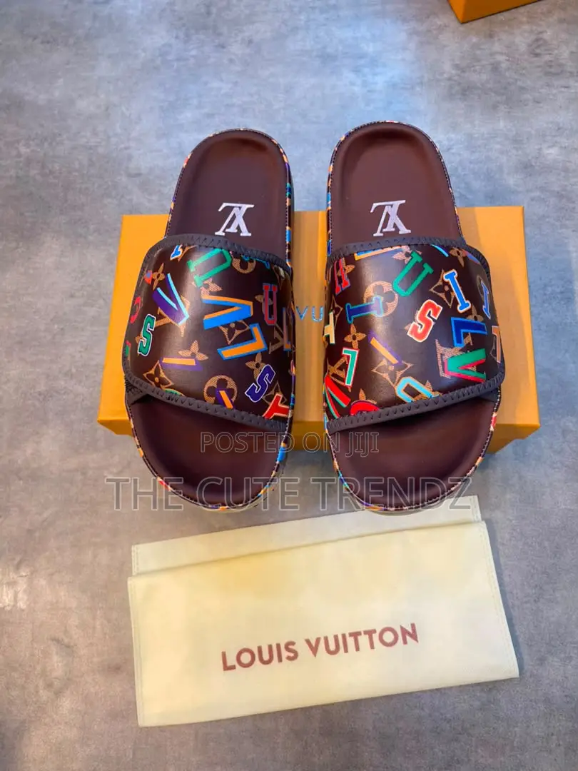 High Quality Louis Vuitton Slide- Cover