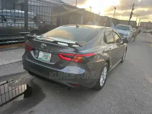 Toyota Camry LE (2.5L 4cyl 8A) 2019 Black