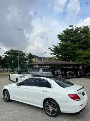 Mercedes-Benz E300 2018 White