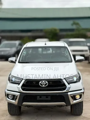 Toyota Hilux 2016 White