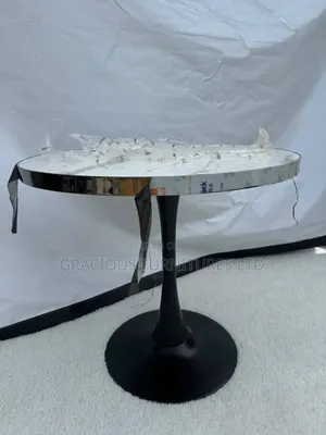 Modern Round Dining Table