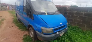 Ford Transit 2000 Blue