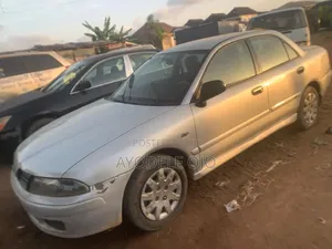 Mitsubishi Carisma 2003 Silver