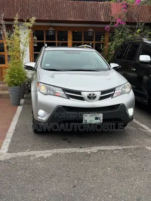 Toyota RAV4 2014 Silver