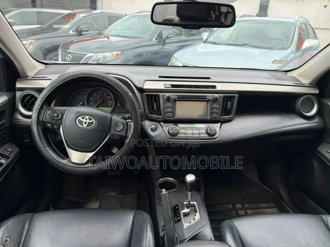 Toyota RAV4 2014 Silver