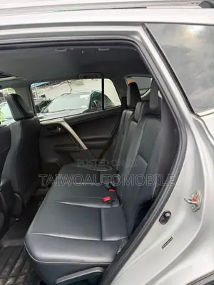 Toyota RAV4 2014 Silver