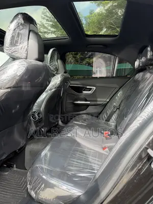 Mercedes-Benz C300 2024 Black