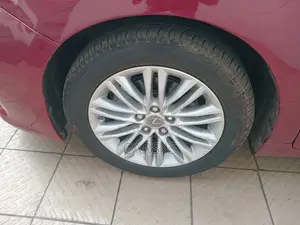 Lexus ES 2015 Red