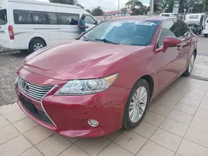Lexus ES 2015 Red