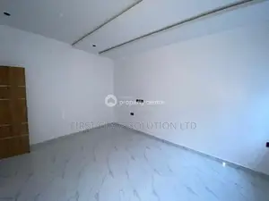 Furnished 3bdrm Apartment in Jahi for sale