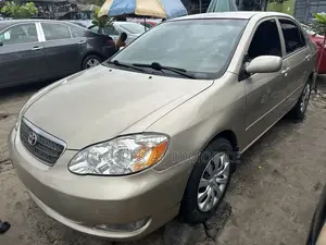 Toyota Corolla LE 2006 Gold